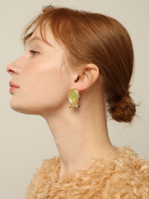 비베(ViVe) Oval Bar Earring - Bright Green - 후기 | 무신사
