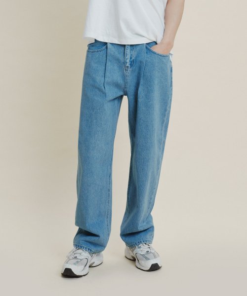 M-Grin #0826 (MARIN LIGHT BLUE)