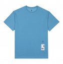 데상트(DESCENTE) [DESCENTE x BALANSA] 그래픽 반팔 티셔츠 BLUE (SM213OTS43)