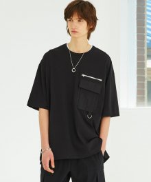 [수피마] 블랙 세미 오버핏 화섬 패치 포켓 반팔 티셔츠 IETS1E402BK