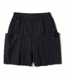utility pocket short pants black