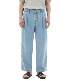 Two tuck crop denim pants indigo washed