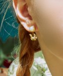 이리스(IRIS) 쁘띠포레-다람쥐와 잎사귀 귀걸이-골드