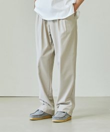 TWO TUCK RELAX PANTS _ LIGHT BEIGE