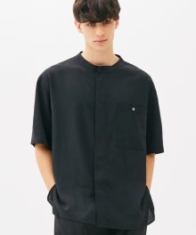 원 포켓 미니멀 카라 오버핏 반팔 셔츠 (BLACK)