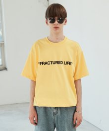 프렉처드 라이프 스트링 티셔츠 옐로우