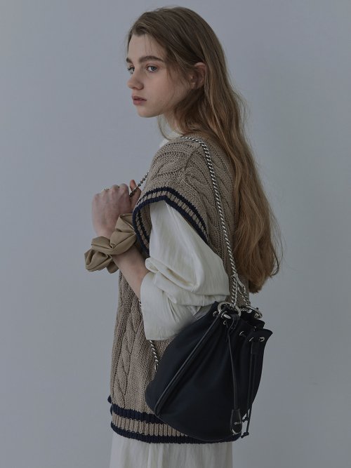 아더앤드(otherand) 글램 카마 나일론 - 블랙