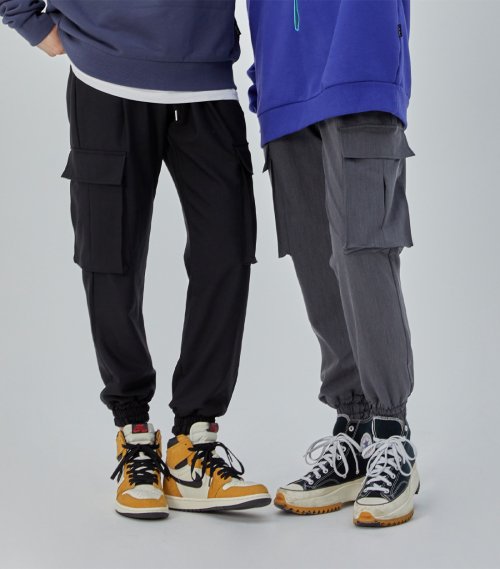 Riot One-tuck Jogger Pants Sandgray