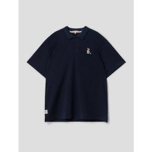 [강한 X BEANPOLE] [OVER FIT] 네이비 그래픽 와펜 칼라 티셔츠 (BC1642K10R)