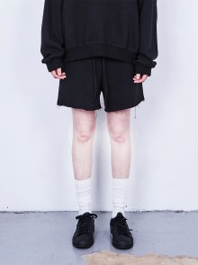 NEW LOGO SHORT RAW CUT (BLACK)