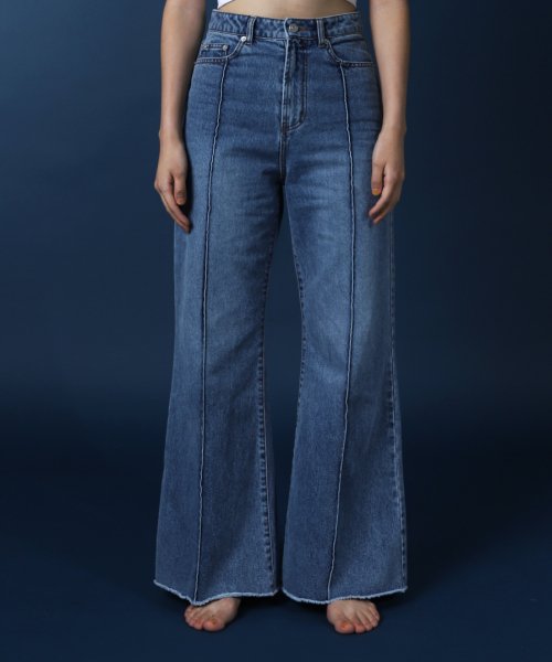 쓰리투에이티(THREE TO EIGHTY) Wide Pintuck Jeans - 사이즈 & 후기 | 무신사 쓰리투에이티(THREE TO EIGHTY)  Wide Pintuck Jeans... 