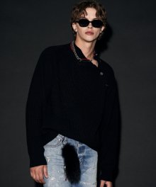 AIRY BUTTON TURTLE KNIT BLACK