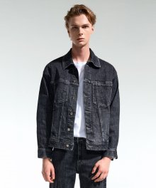 WASHED BLACK SEMI-OVER FIT DENIM TRUCKER JACKET TNJU1F709G2