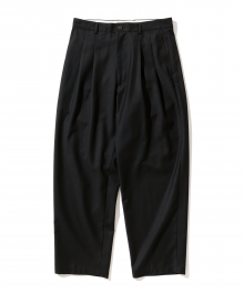 two tuck slacks black