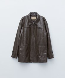 BOY FIT POCKET LEATHER JACKET IN BROWN