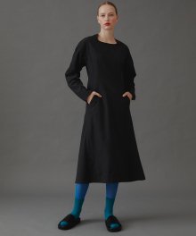 Nellia A-line Dart Dress_Black