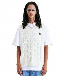 Basic Symbol Patch Knit Vest Ivory