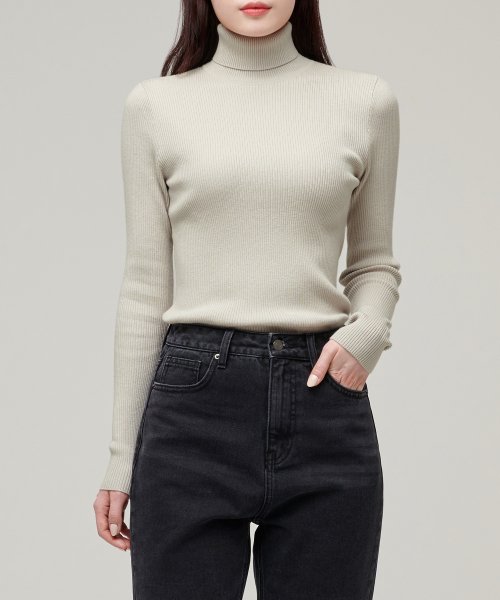 무신사 스탠다드(Musinsa Standard) 우먼즈 리브드 슬림 터틀 넥 니트 [라이트 그레이] - 35,900 | 무신사 스토어