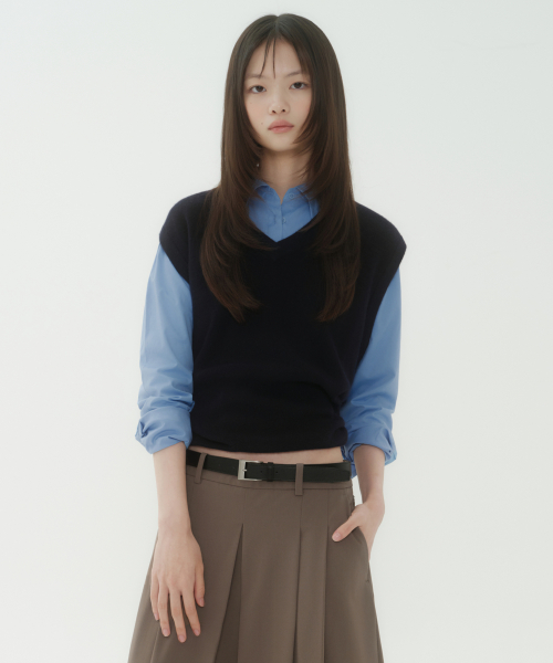 무신사 스탠다드 우먼() 우먼즈 램스울 니트 베스트 [네이비] 상품 이미지