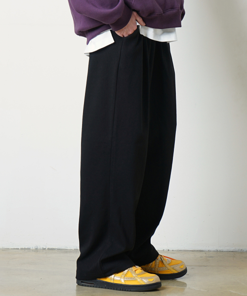 가까이 유니언즈(gakka2) [여름 or 기모 or 사계절 원단 선택] 원턱 와이드 스웨트팬츠 블랙