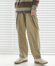 Side Tuck Slacks Pants [Beige]