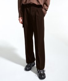 DARK BROWN WIDE FIT 2PLEATS BELTED ESSENTIAL TROUSERS TNPA1F702W2