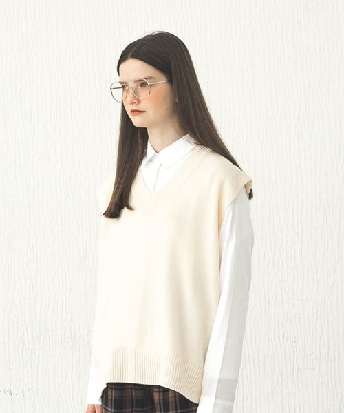 BOXY KNIT VEST_IVORY