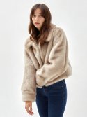 해브레스(HAVE LESS) 21FW Faye eco fur jacket beige