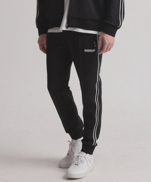 Palm angels pants discount fit