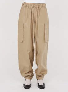 COATING CARGO PANTS IN BEIGE