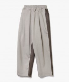 Deep One Tuck Half Pants [Light Khaki/Brown]