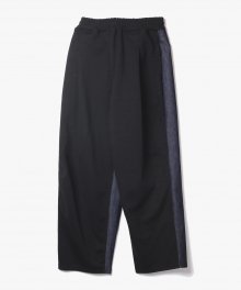 Deep One Tuck Half Pants [Black/Indigo]