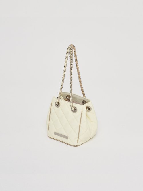 마뗑킴(MATIN KIM) MINI QUILTING BUCKET BAG IN IVORY - 사이즈