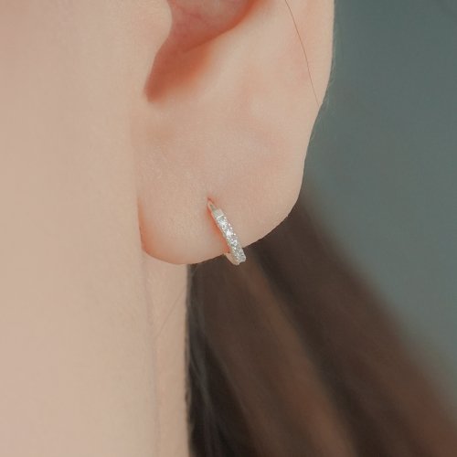 [SILVER] THIN PAVE RING EARRINGS (2 COLORS)