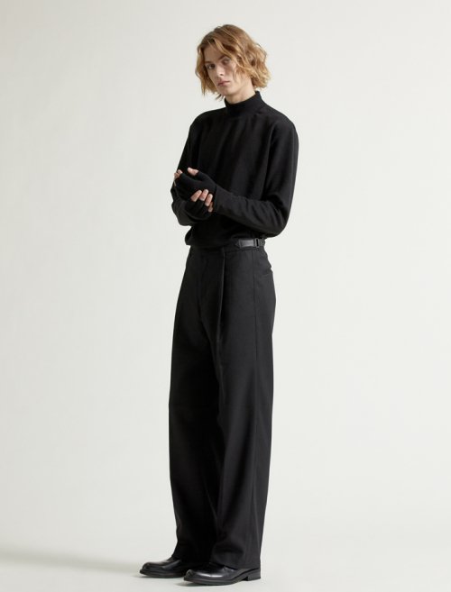 Кожаные слаксы с хлястиком, Black