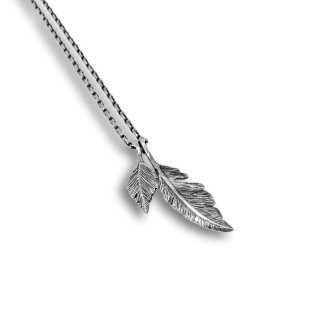 바호스튜디오(VAHOSTUDIO) two leaf necklace