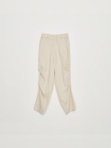 SIDE TUCK BANDING PANTS IN IVORY