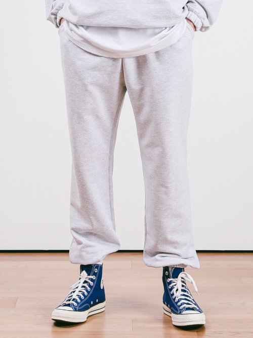 White on sale jogger sweatpants