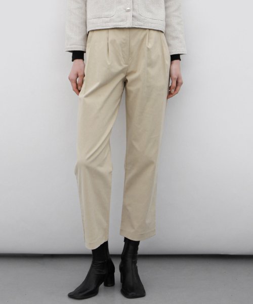 플레이스 스튜디오() 코튼 와이드 핏 핀턱 슬랙스 팬츠 [베이지] 상품 이미지