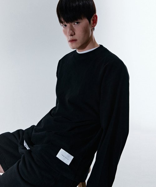 플랙() 런업 X 플랙 루즈핏 롱 슬리브 블랙 상품 이미지