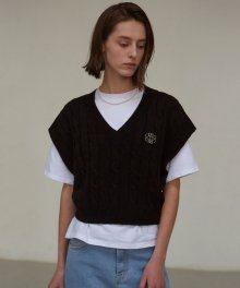 CLASSIC CROP CABLE VEST_BLACK