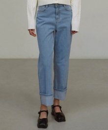 ROLL-UP HIGHRISE JEANS_LIGHT BLUE