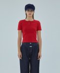 W WAFFLE BUTTON TEE red