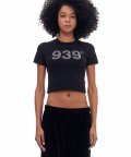 939 LOGO CROP TOP (BLACK/HOTFIX)