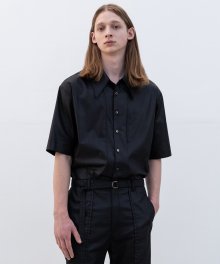 와이드 칼라 숏슬리브 셔츠 COATED BLACK