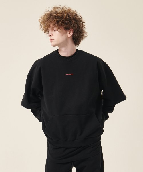 Black short store sleeve sweatshirt