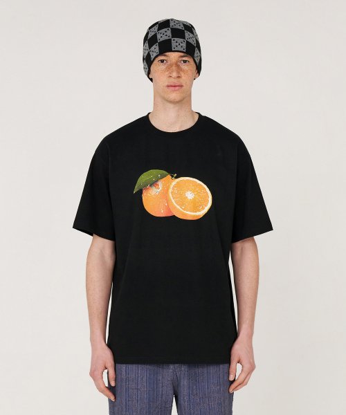 black and orange t shirt