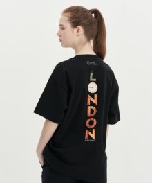 N222UTS740 어반 시티 세미 루즈핏 반팔 티셔츠 LONDON BLACK