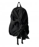 이우가마카라스(IUGAMAKARAS) Knotted Backpack (Black)