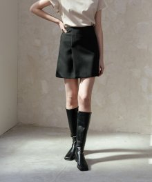 (S/S ver.)Asymmetric incision wrap skirt in Black